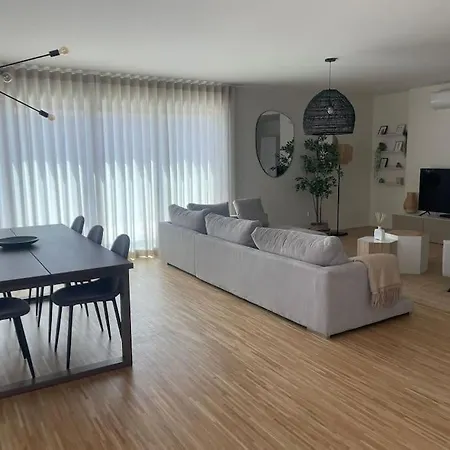 Amazing Penthouse With A Terrace アパート ポルト