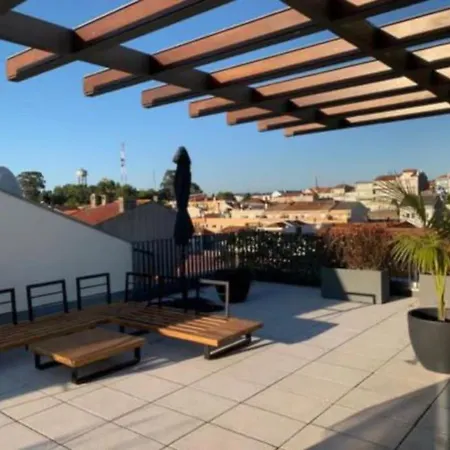 Amazing Penthouse With A Terrace ポルト