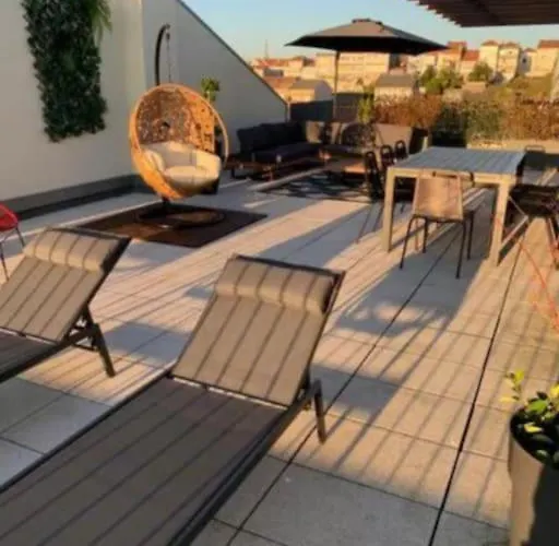 Amazing Penthouse With A Terrace Daire Porto