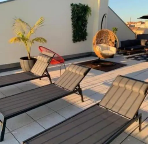 Amazing Penthouse With A Terrace